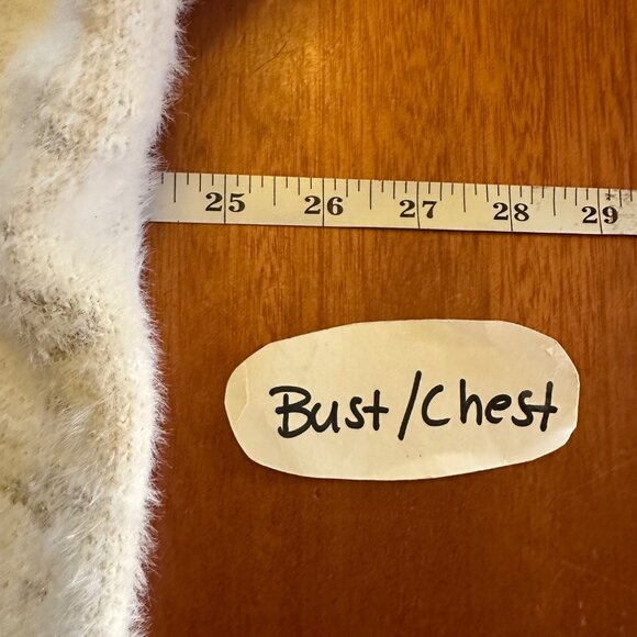 Torrid Womens White Fuzzy Pullover Sweater W/ Blue Trim Size 2 Nylon Blend - Picture 6 of 6